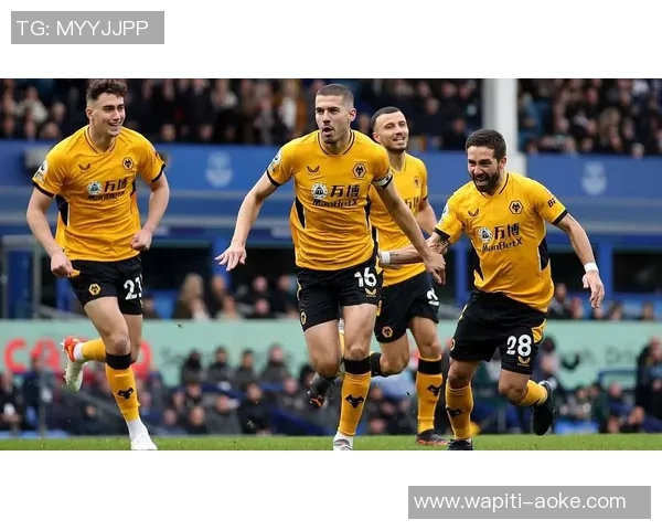 曼联轻取狼队，进步稳定性即可争冠-丨记者调查